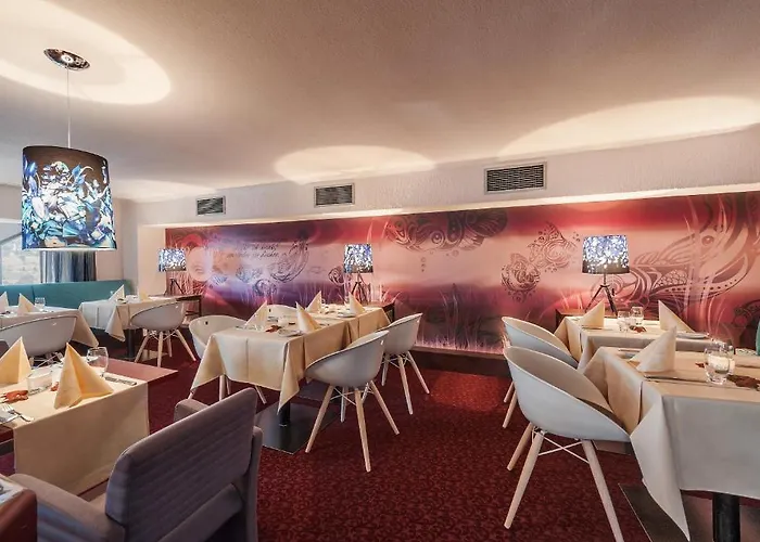 & Restaurant Hessischer Hof